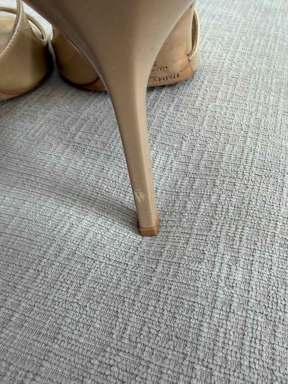 Jimmy Choo Lang Beige Patent Leather Ankle Strap Sandals size 38.5 - Picture 5 of 7